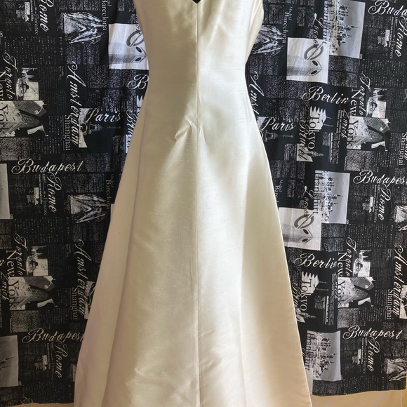 Jones New York Evening Silk Dress - Picture 6 of 13